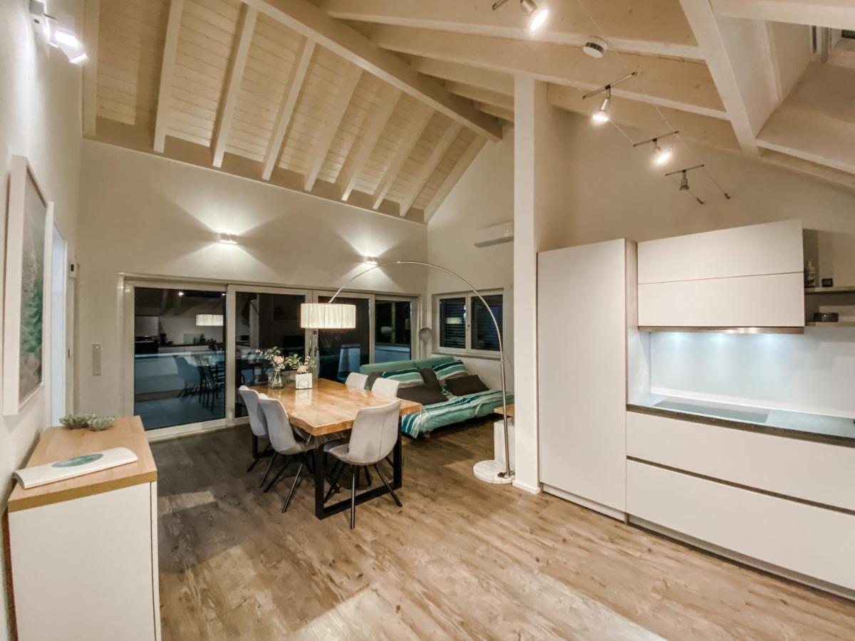 Wunderschoene Helle Wohnung Mit Grosser Dachterrasse 戈特马丁根 外观 照片